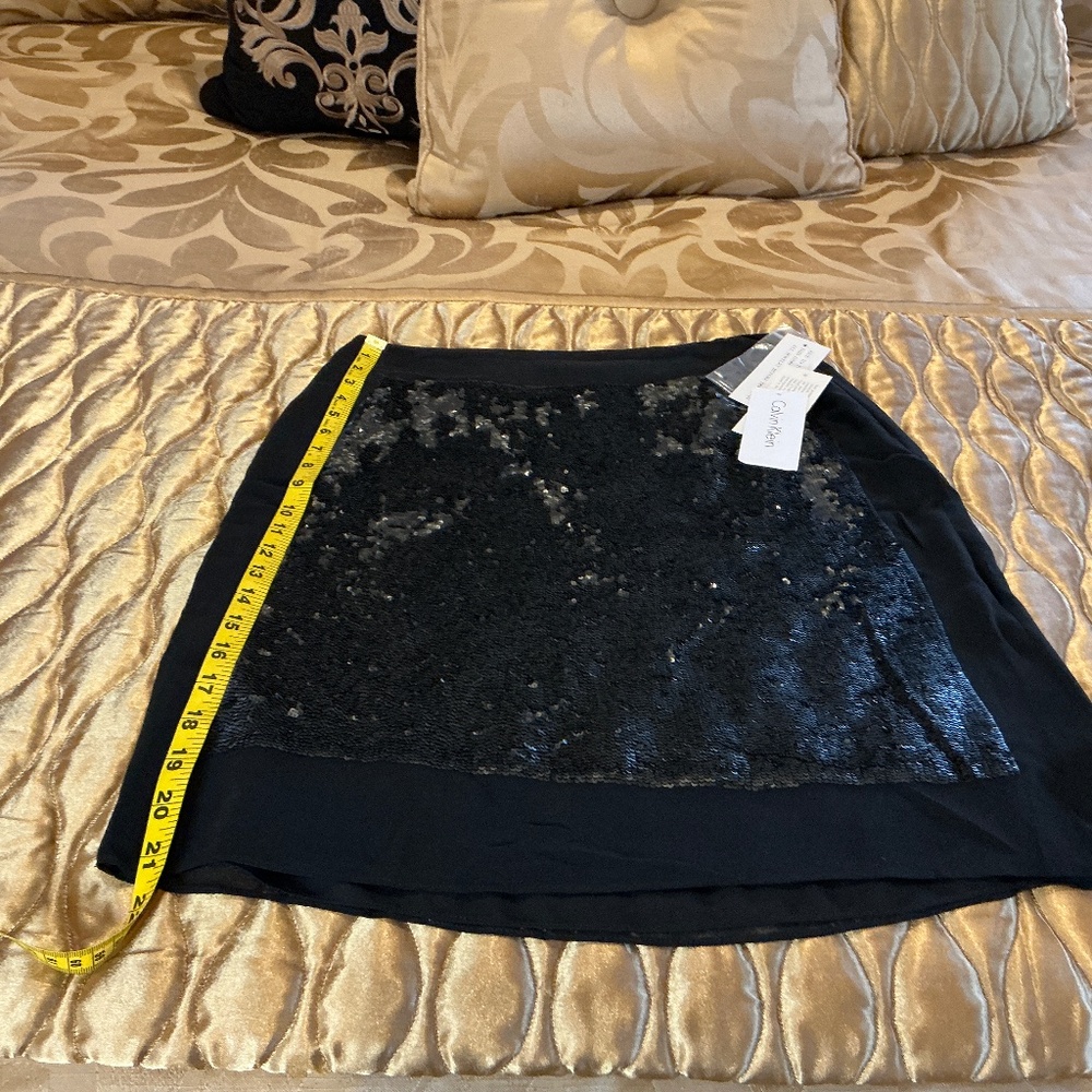 NWT CALVIN KLEIN 100% Silk Sequined Mini Skirt Black Size 4 - Picture 11 of 11